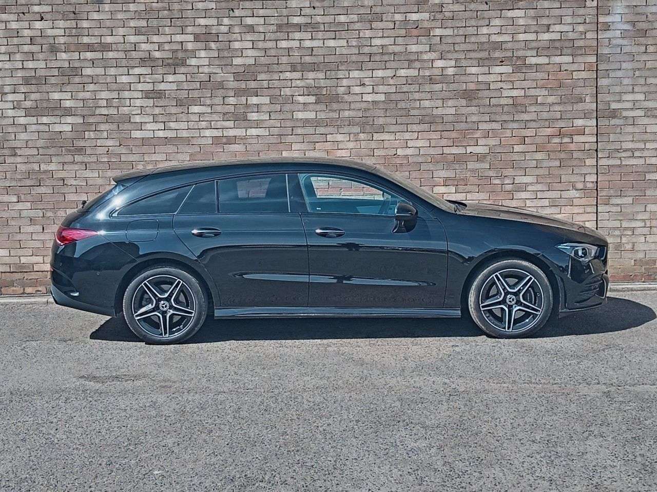 A 2023 MERCEDES-BENZ CLA CLASS 1.3 CLA250e 15.6kWh AMG Line (Premium) Shooting Brake 5dr Petrol Plug-in Hy A 2023 MERCEDES-BENZ CLA CLASS 1.3 CLA250e 15.6kWh AMG Line (Premium) Shooting Brake 5dr Petrol Plug-in Hy