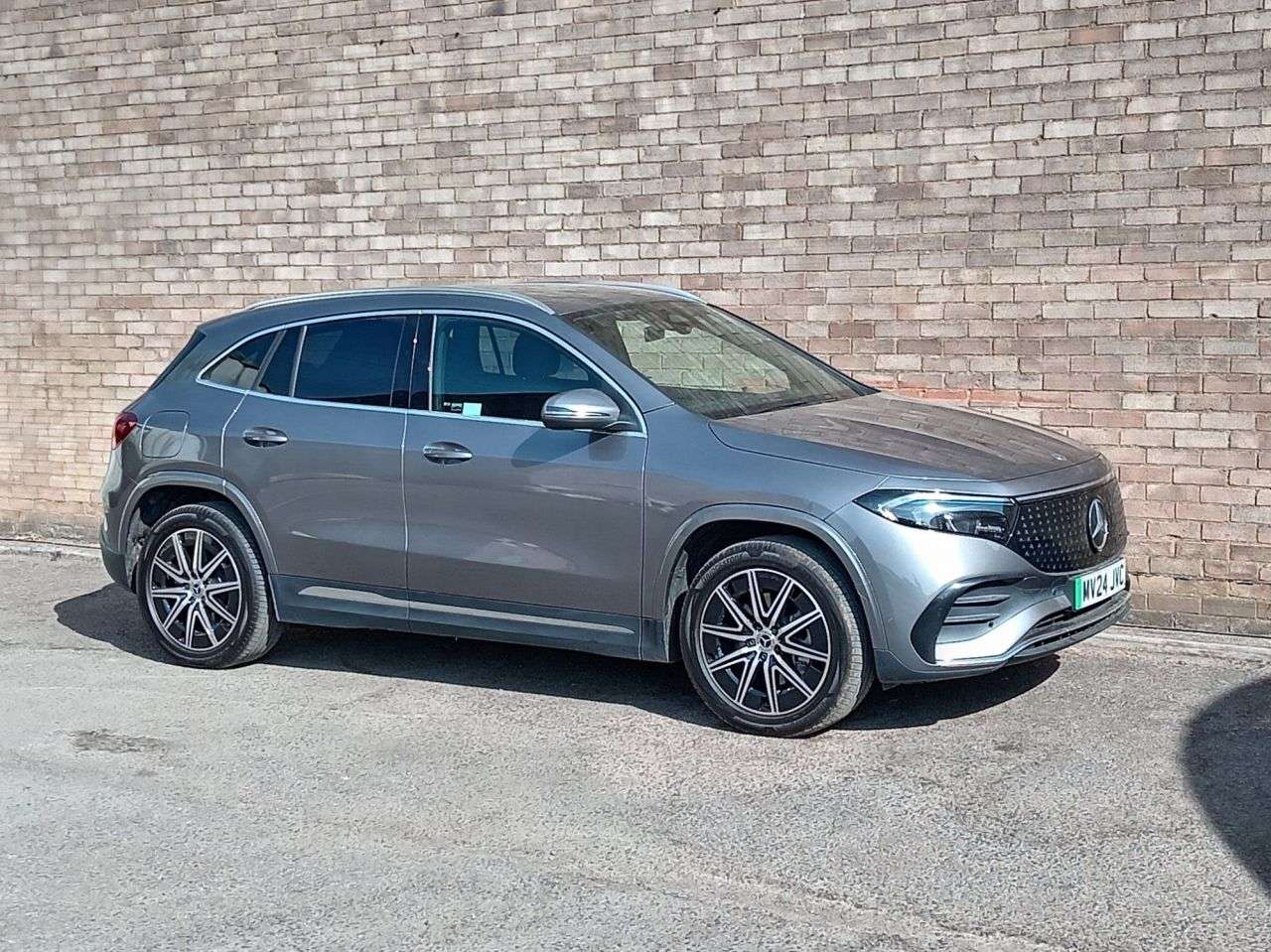 A 2024 MERCEDES-BENZ EQA EQA 350 66.5kWh AMG Line (Executive) SUV 5dr Electric Auto 4MATIC (292 ps) A 2024 MERCEDES-BENZ EQA EQA 350 66.5kWh AMG Line (Executive) SUV 5dr Electric Auto 4MATIC (292 ps)