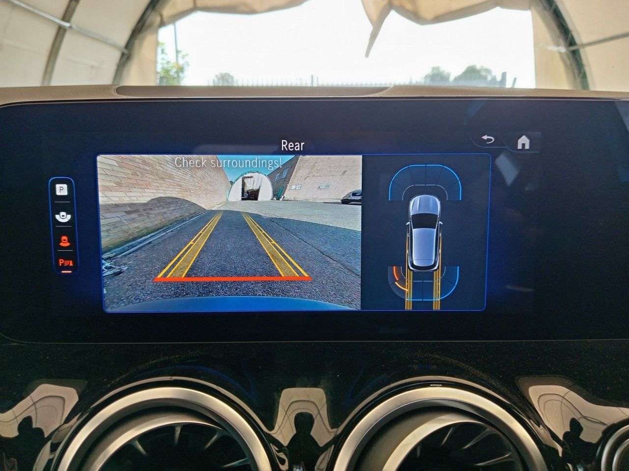 A 2024 MERCEDES-BENZ EQA EQA 350 66.5kWh AMG Line (Executive) SUV 5dr Electric Auto 4MATIC (292 ps) A 2024 MERCEDES-BENZ EQA EQA 350 66.5kWh AMG Line (Executive) SUV 5dr Electric Auto 4MATIC (292 ps)