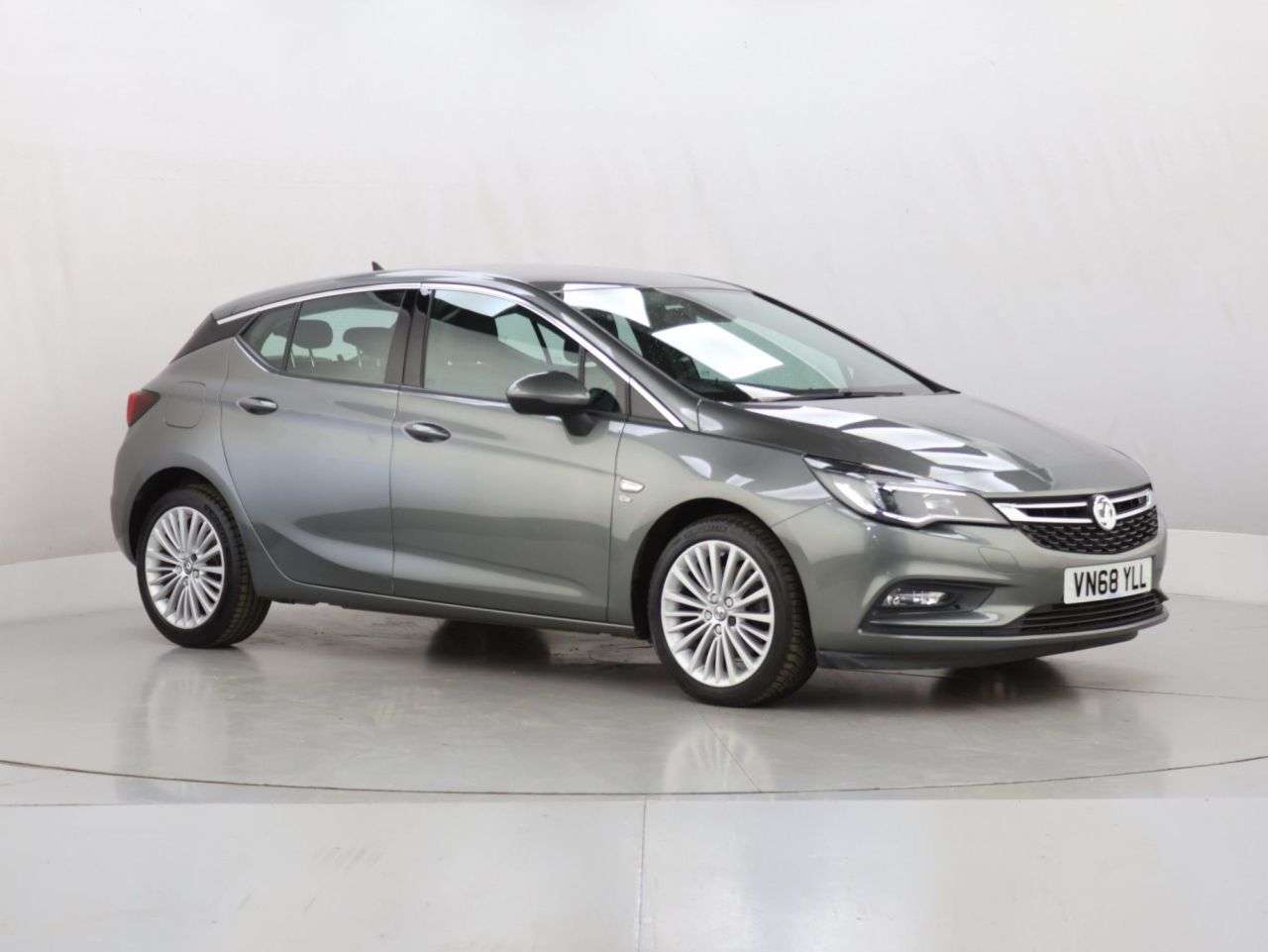 A 2018 VAUXHALL ASTRA 1.6i Turbo GPF Elite Nav Hatchback 5dr Petrol Manual Euro 6 (s/s) (200 ps) A 2018 VAUXHALL ASTRA 1.6i Turbo GPF Elite Nav Hatchback 5dr Petrol Manual Euro 6 (s/s) (200 ps)