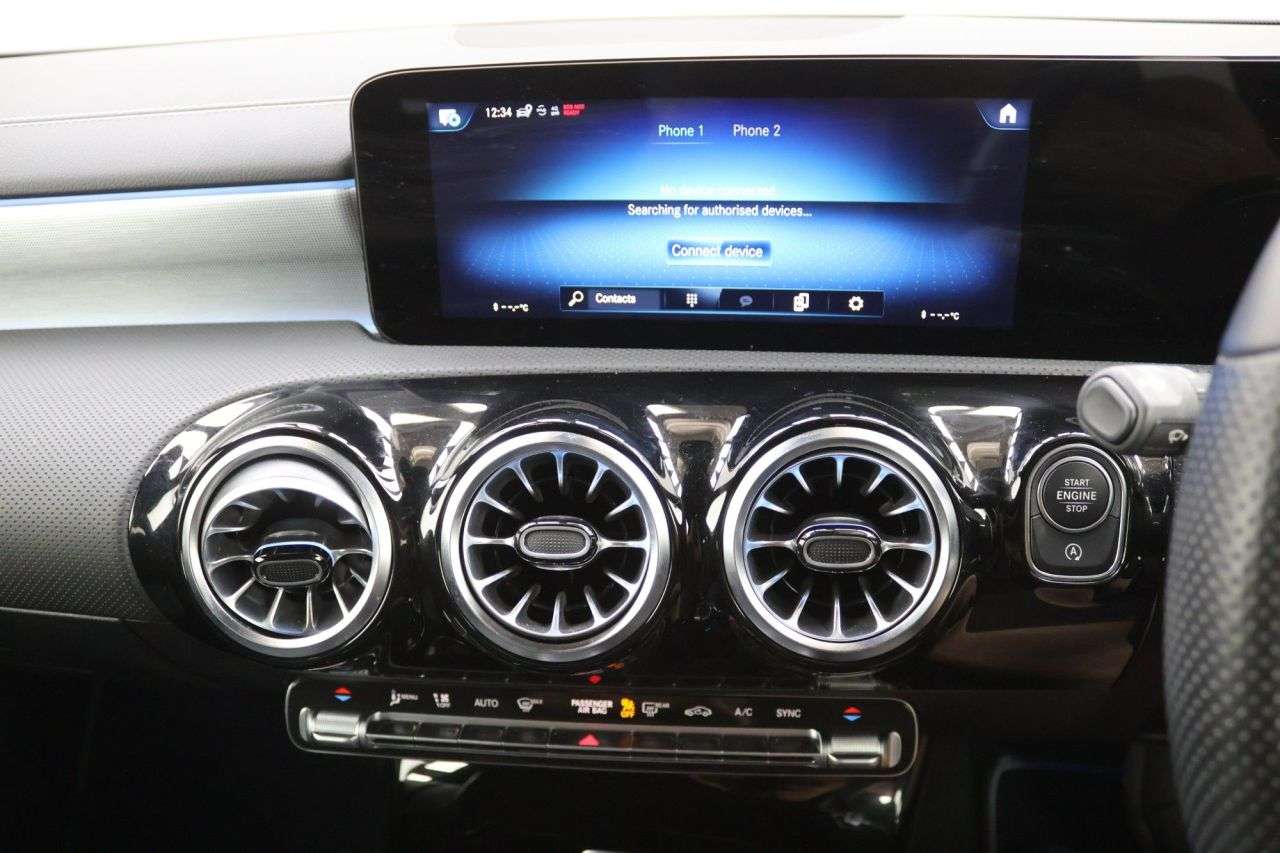 2022 MERCEDES-BENZ A CLASS 2022 MERCEDES-BENZ A CLASS