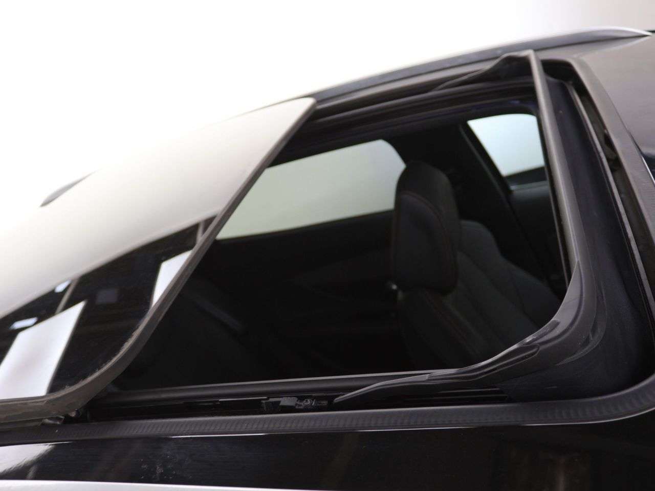 2019 PEUGEOT 3008 2019 PEUGEOT 3008