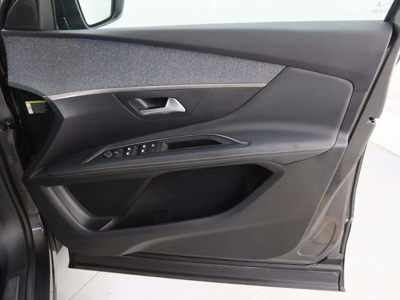 2019 PEUGEOT 3008 2019 PEUGEOT 3008