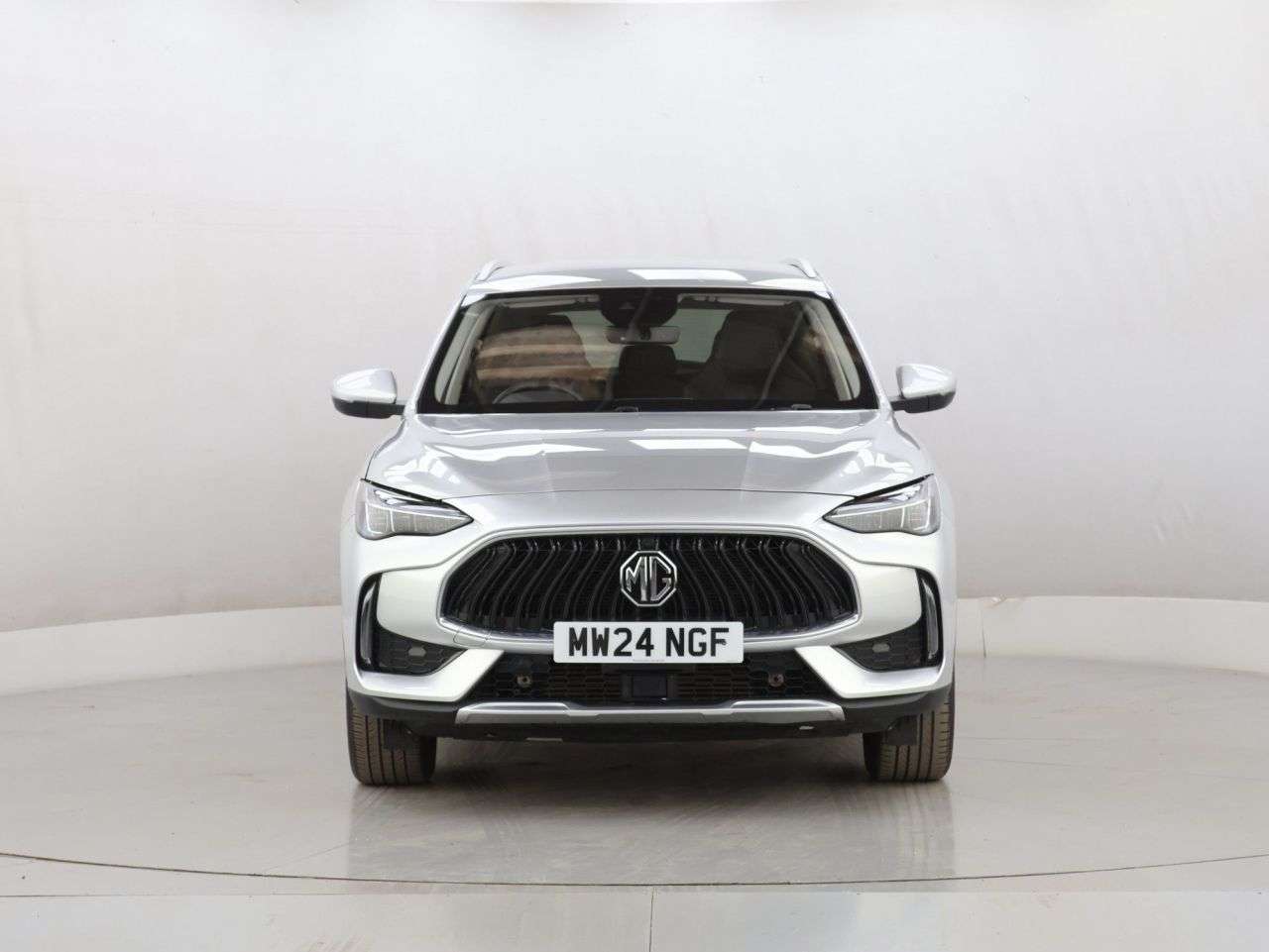 A 2024 MG MG HS 1.5 T-GDI Trophy SUV 5dr Petrol DCT Euro 6 (s/s) (162 ps) A 2024 MG MG HS 1.5 T-GDI Trophy SUV 5dr Petrol DCT Euro 6 (s/s) (162 ps)