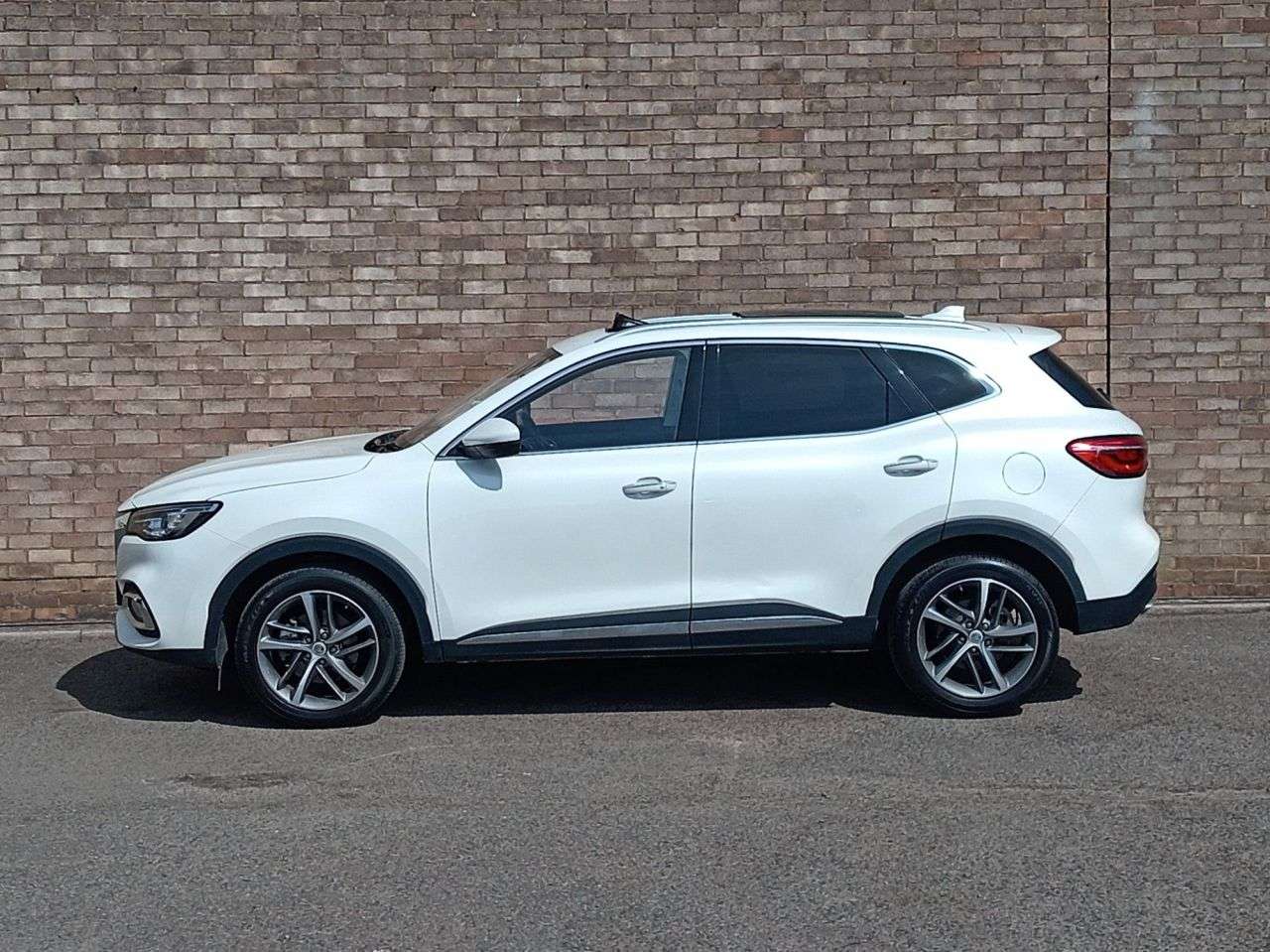 2023 MG MG HS 2023 MG MG HS