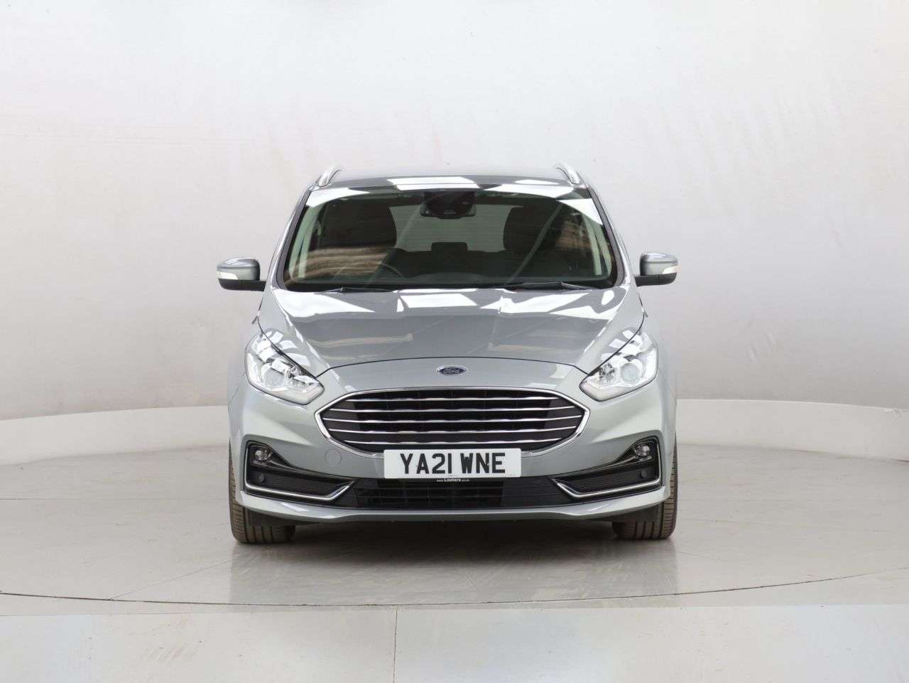 A 2021 FORD S-MAX 2.0 EcoBlue Titanium MPV 5dr Diesel Auto Euro 6 (s/s) (150 ps) A 2021 FORD S-MAX 2.0 EcoBlue Titanium MPV 5dr Diesel Auto Euro 6 (s/s) (150 ps)