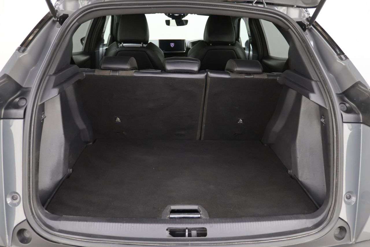 2023 PEUGEOT 2008 2023 PEUGEOT 2008