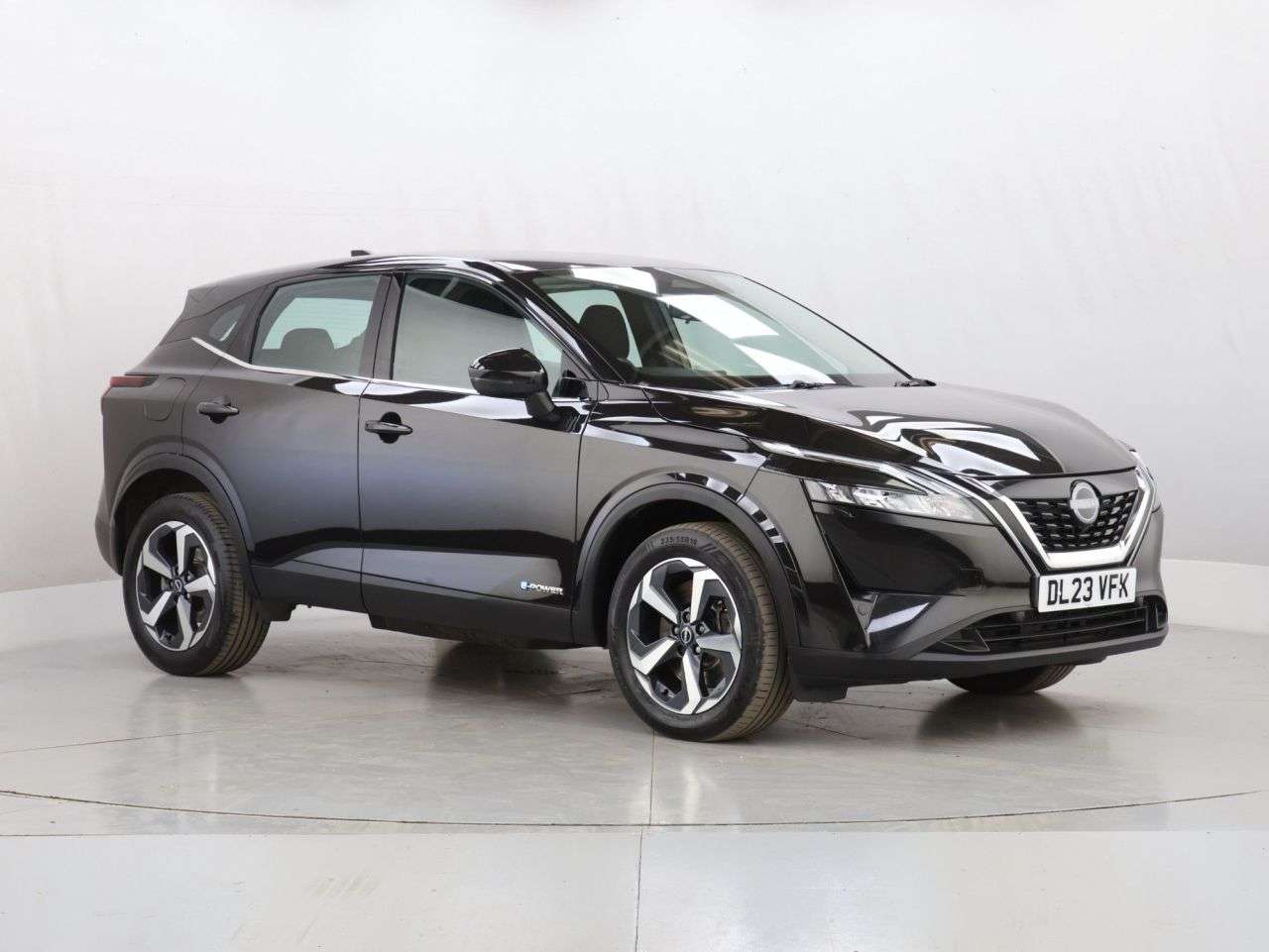 A 2023 NISSAN QASHQAI 1.5 h e-POWER Acenta Premium SUV 5dr Petrol Hybrid Auto Euro 6 (s/s) (190 p A 2023 NISSAN QASHQAI 1.5 h e-POWER Acenta Premium SUV 5dr Petrol Hybrid Auto Euro 6 (s/s) (190 p