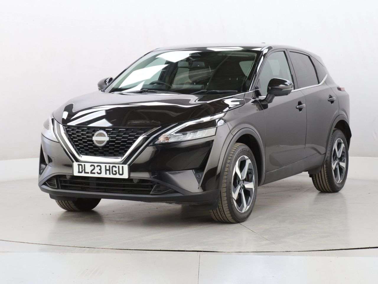 A 2023 NISSAN QASHQAI 1.3 DIG-T MHEV N-Connecta SUV 5dr Petrol Hybrid XTRON Euro 6 (s/s) (158 ps) A 2023 NISSAN QASHQAI 1.3 DIG-T MHEV N-Connecta SUV 5dr Petrol Hybrid XTRON Euro 6 (s/s) (158 ps)