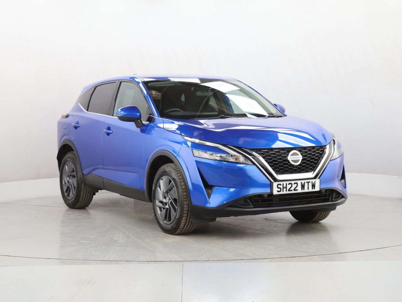 A 2022 NISSAN QASHQAI 1.3 DIG-T MHEV Acenta Premium SUV 5dr Petrol Hybrid Manual Euro 6 (s/s) (15 A 2022 NISSAN QASHQAI 1.3 DIG-T MHEV Acenta Premium SUV 5dr Petrol Hybrid Manual Euro 6 (s/s) (15