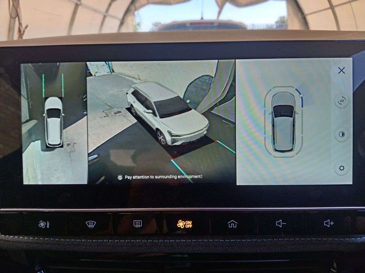 A 2023 MG MG 5 61.1kWh Trophy Long Range Estate 5dr Electric Auto (156 ps) A 2023 MG MG 5 61.1kWh Trophy Long Range Estate 5dr Electric Auto (156 ps)