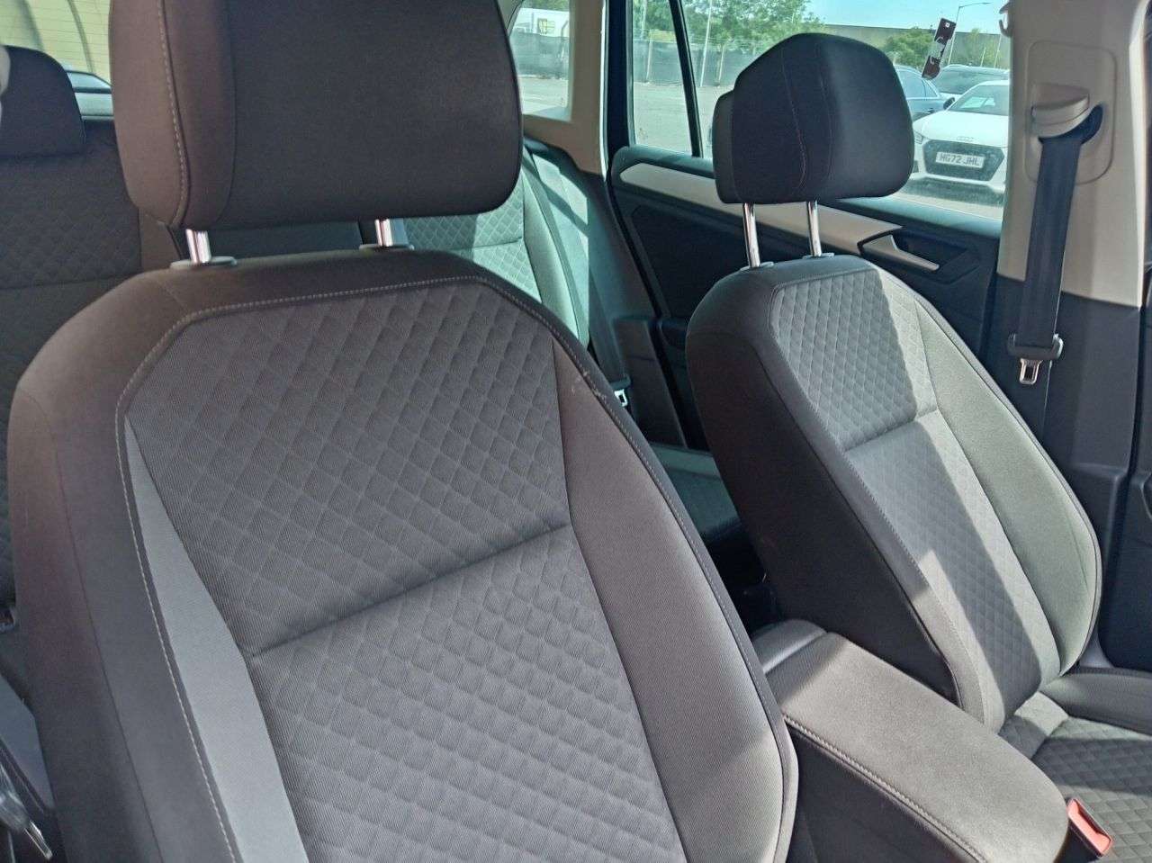 A 2019 VOLKSWAGEN TIGUAN 1.5 TSI EVO Match SUV 5dr Petrol Manual Euro 6 (s/s) (150 ps) A 2019 VOLKSWAGEN TIGUAN 1.5 TSI EVO Match SUV 5dr Petrol Manual Euro 6 (s/s) (150 ps)