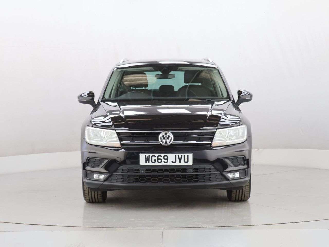 A 2019 VOLKSWAGEN TIGUAN 1.5 TSI EVO Match SUV 5dr Petrol Manual Euro 6 (s/s) (150 ps) A 2019 VOLKSWAGEN TIGUAN 1.5 TSI EVO Match SUV 5dr Petrol Manual Euro 6 (s/s) (150 ps)