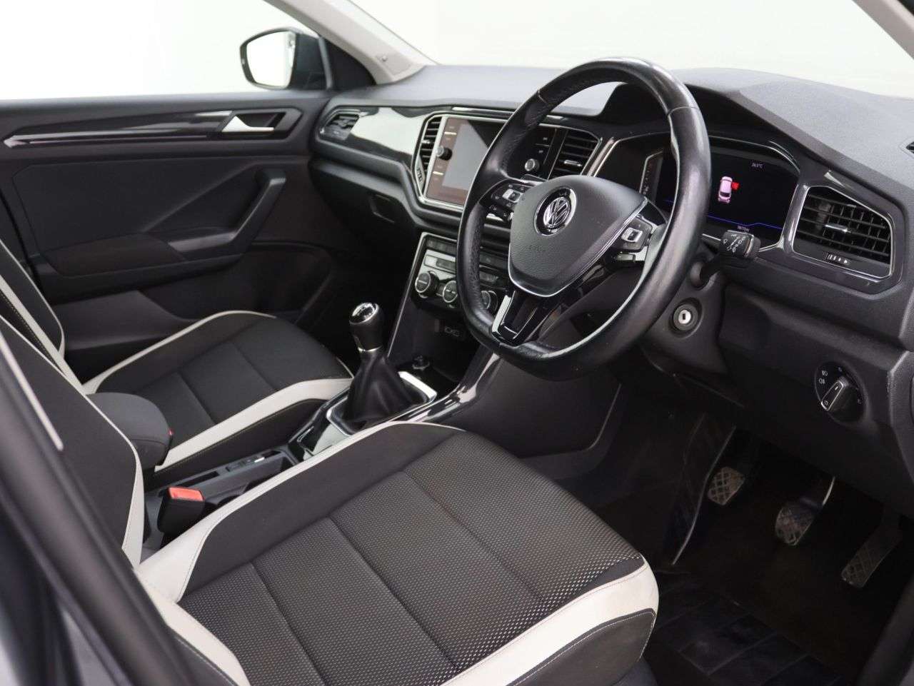 2018 VOLKSWAGEN T-ROC 2018 VOLKSWAGEN T-ROC