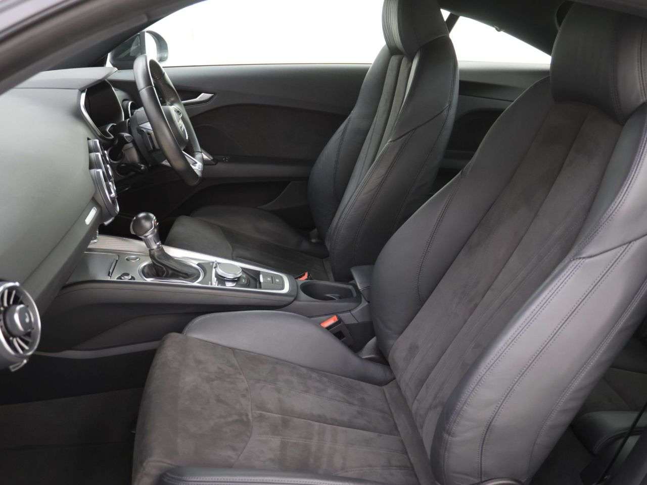 2021 AUDI TT 2021 AUDI TT