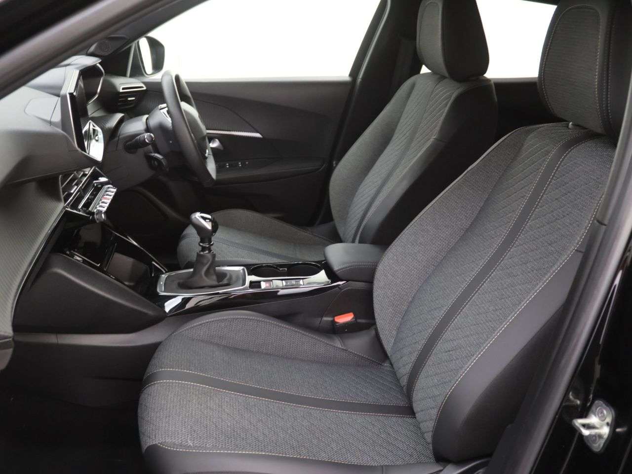 2024 PEUGEOT 2008 2024 PEUGEOT 2008