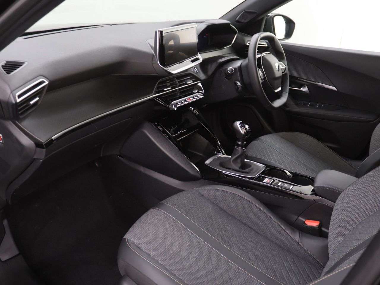 2024 PEUGEOT 2008 2024 PEUGEOT 2008