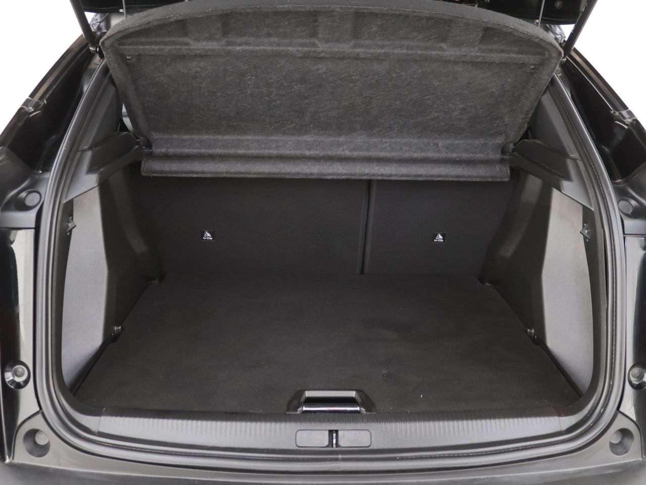 2024 PEUGEOT 2008 2024 PEUGEOT 2008