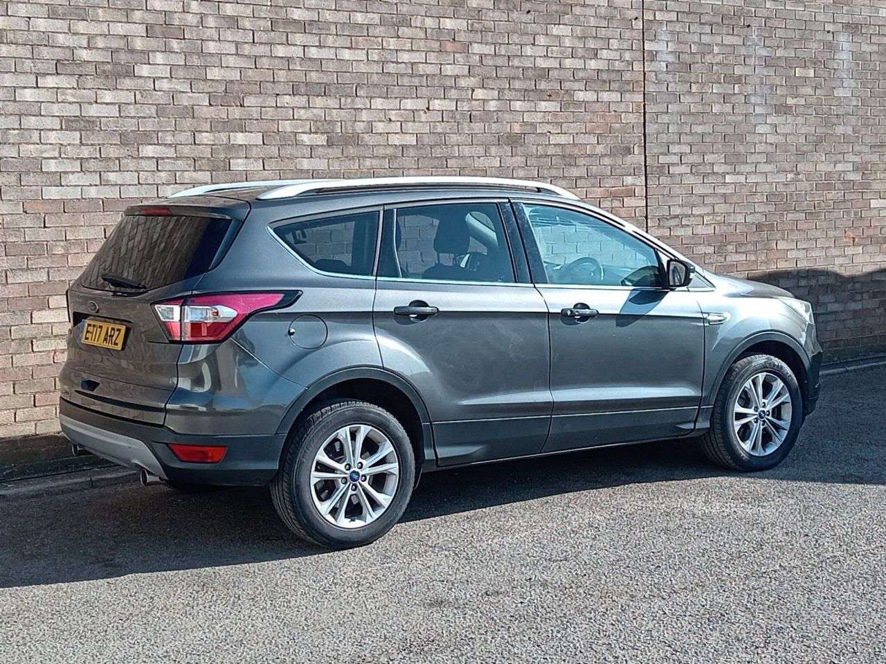 A 2017 FORD KUGA 2.0 TDCi Titanium SUV 5dr Diesel Manual Euro 6 (s/s) (150 ps) A 2017 FORD KUGA 2.0 TDCi Titanium SUV 5dr Diesel Manual Euro 6 (s/s) (150 ps)
