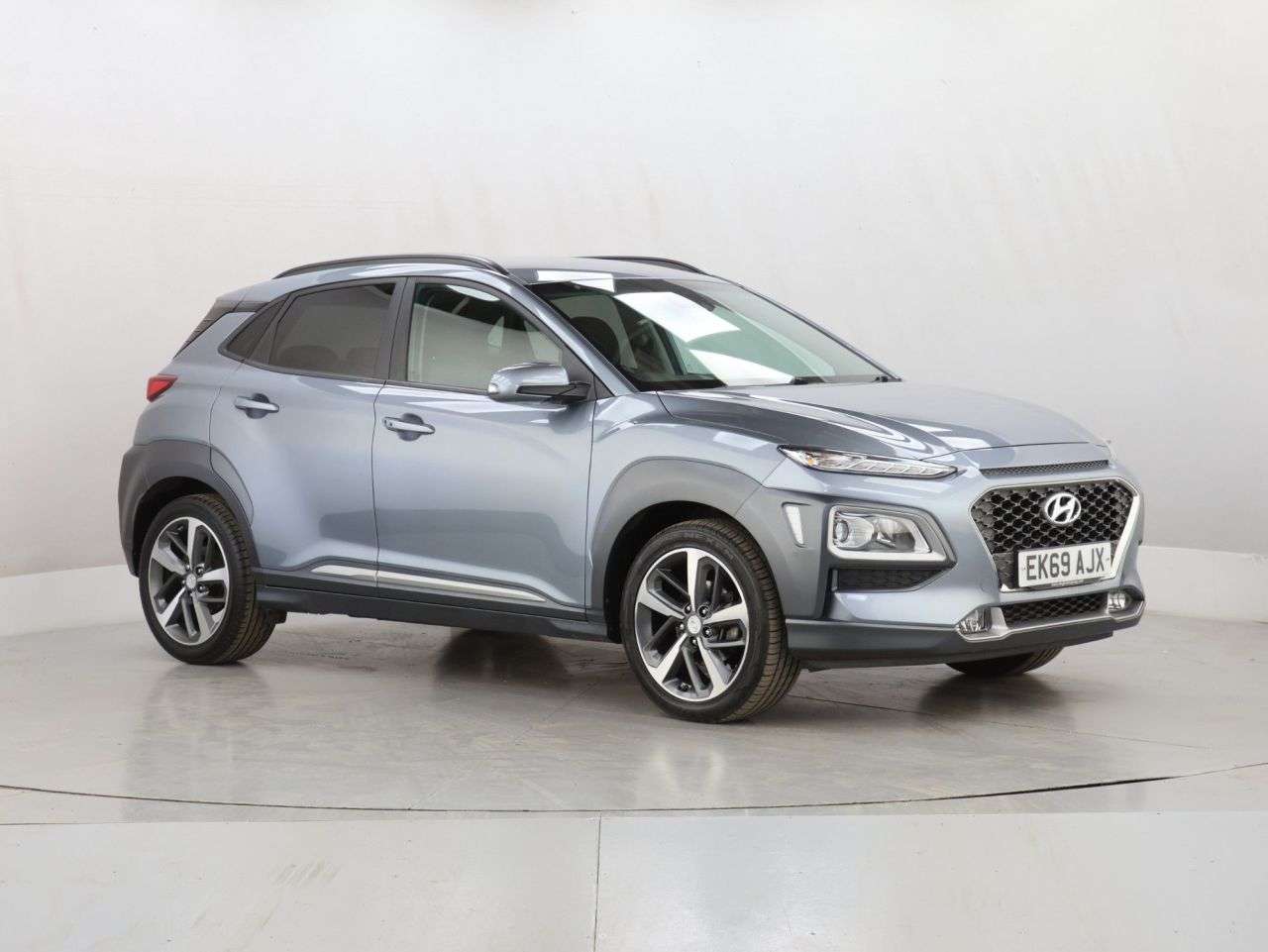 A 2019 HYUNDAI KONA 1.0 T-GDi Premium SUV 5dr Petrol Manual Euro 6 (s/s) (120 ps) A 2019 HYUNDAI KONA 1.0 T-GDi Premium SUV 5dr Petrol Manual Euro 6 (s/s) (120 ps)