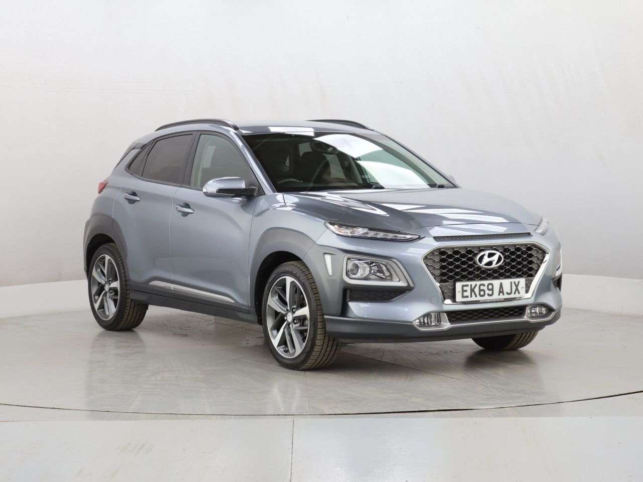 A 2019 HYUNDAI KONA 1.0 T-GDi Premium SUV 5dr Petrol Manual Euro 6 (s/s) (120 ps) A 2019 HYUNDAI KONA 1.0 T-GDi Premium SUV 5dr Petrol Manual Euro 6 (s/s) (120 ps)