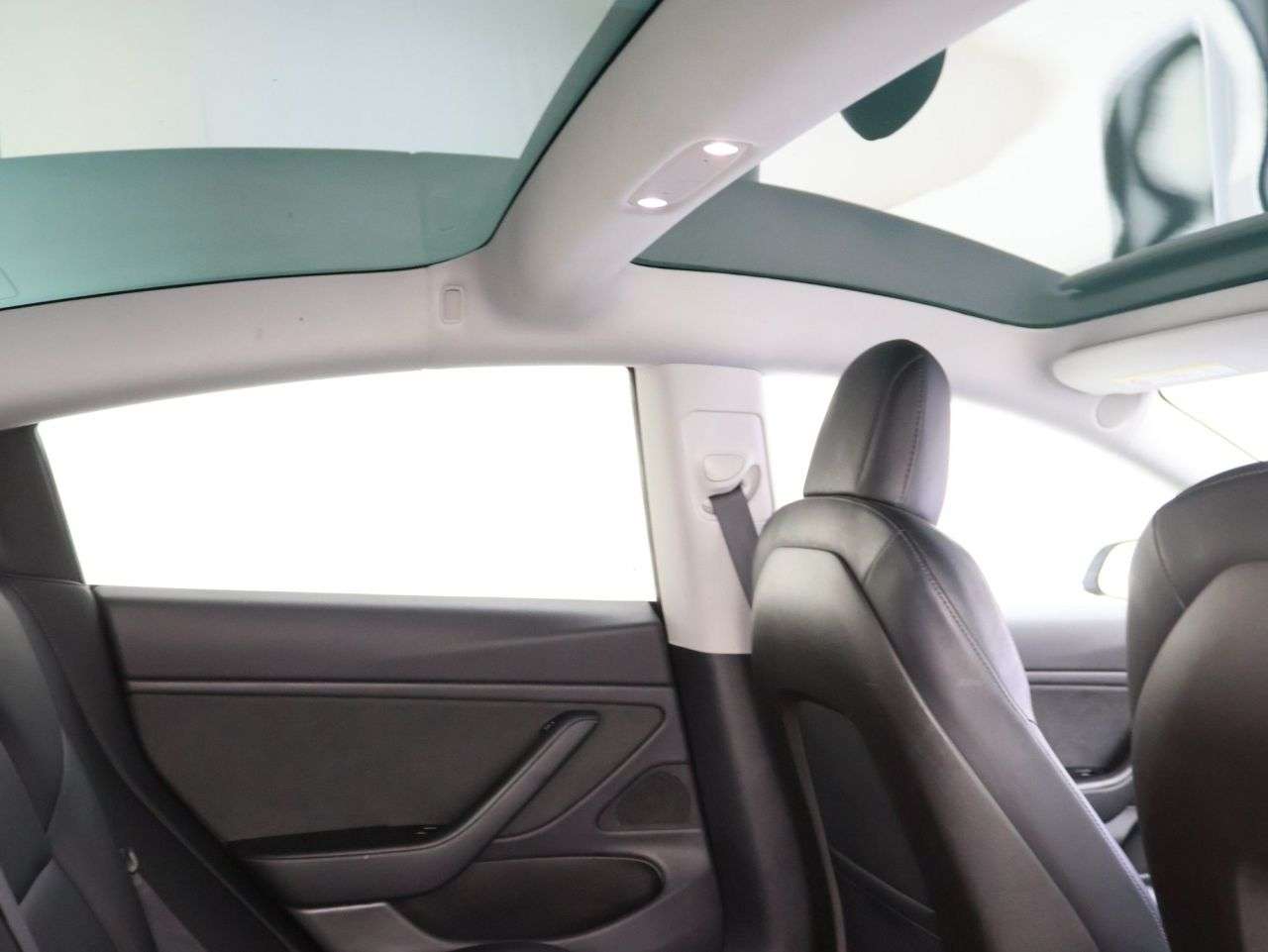 A 2019 TESLA MODEL 3 (Dual Motor) Long Range Saloon 4dr Electric Auto 4WDE (346 ps) A 2019 TESLA MODEL 3 (Dual Motor) Long Range Saloon 4dr Electric Auto 4WDE (346 ps)