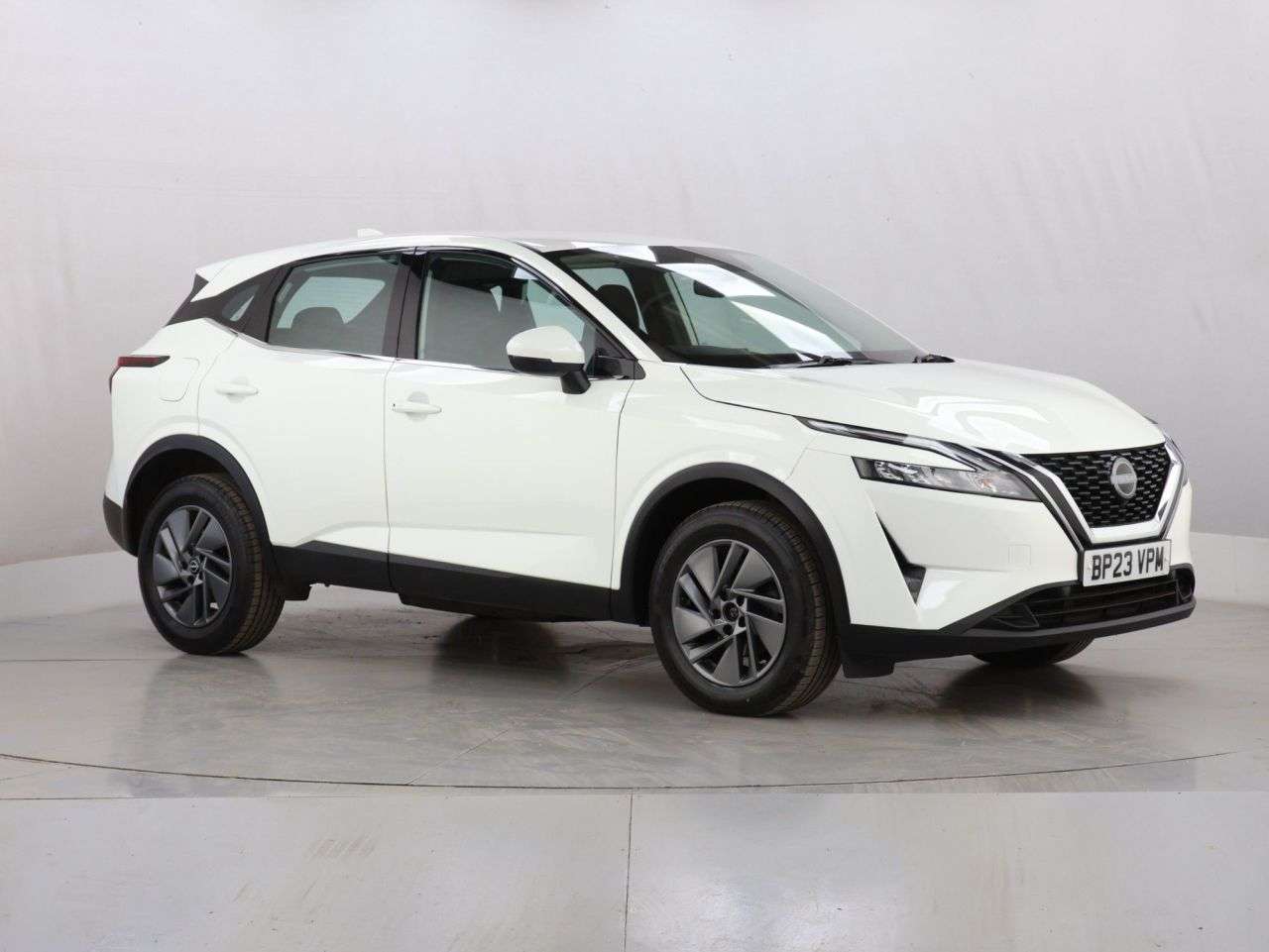 A 2023 NISSAN QASHQAI 1.3 DIG-T MHEV Acenta Premium SUV 5dr Petrol Hybrid Manual Euro 6 (s/s) (14 A 2023 NISSAN QASHQAI 1.3 DIG-T MHEV Acenta Premium SUV 5dr Petrol Hybrid Manual Euro 6 (s/s) (14