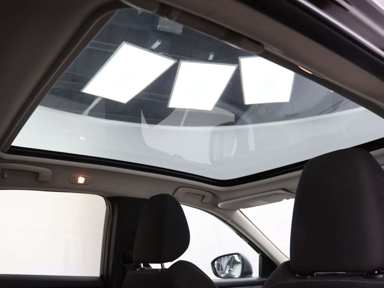 A 2022 NISSAN QASHQAI 1.3 DIG-T MHEV N-Connecta SUV 5dr Petrol Hybrid Manual Euro 6 (s/s) (140 ps A 2022 NISSAN QASHQAI 1.3 DIG-T MHEV N-Connecta SUV 5dr Petrol Hybrid Manual Euro 6 (s/s) (140 ps