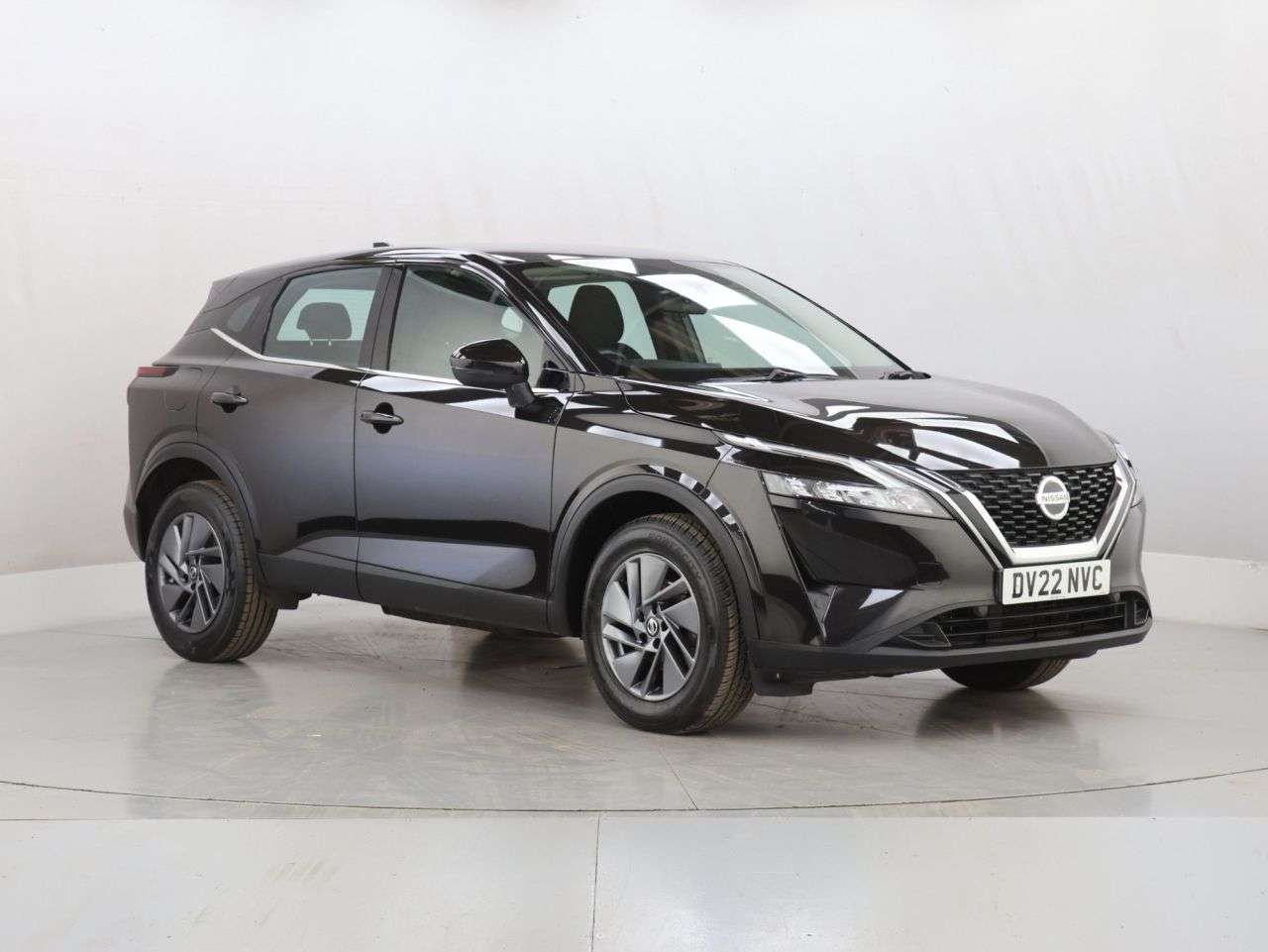 A 2022 NISSAN QASHQAI 1.3 DIG-T MHEV Acenta Premium SUV 5dr Petrol Hybrid Manual Euro 6 (s/s) (14 A 2022 NISSAN QASHQAI 1.3 DIG-T MHEV Acenta Premium SUV 5dr Petrol Hybrid Manual Euro 6 (s/s) (14