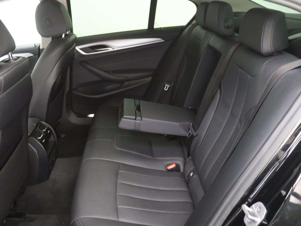 2022 BMW 5 SERIES 2022 BMW 5 SERIES