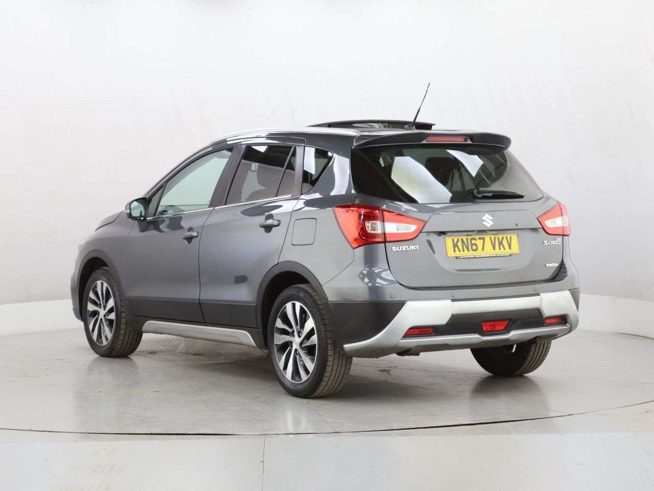 2017 SUZUKI SX4 S-CROSS 2017 SUZUKI SX4 S-CROSS