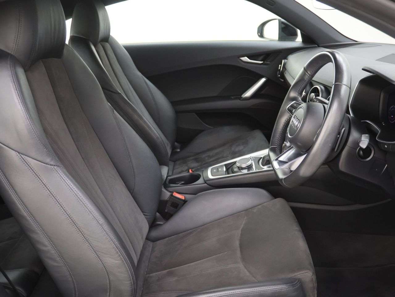 2022 AUDI TT 2022 AUDI TT