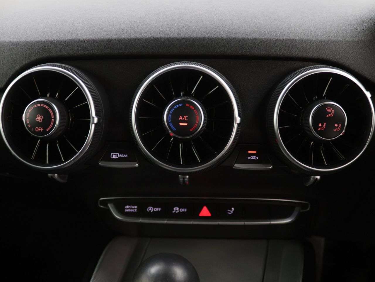 2022 AUDI TT 2022 AUDI TT