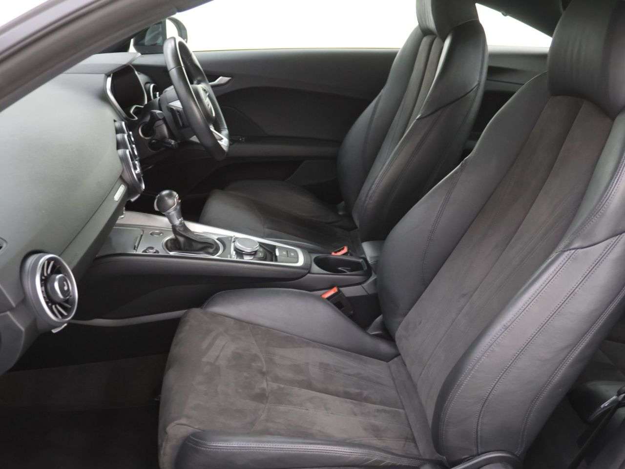 2022 AUDI TT 2022 AUDI TT