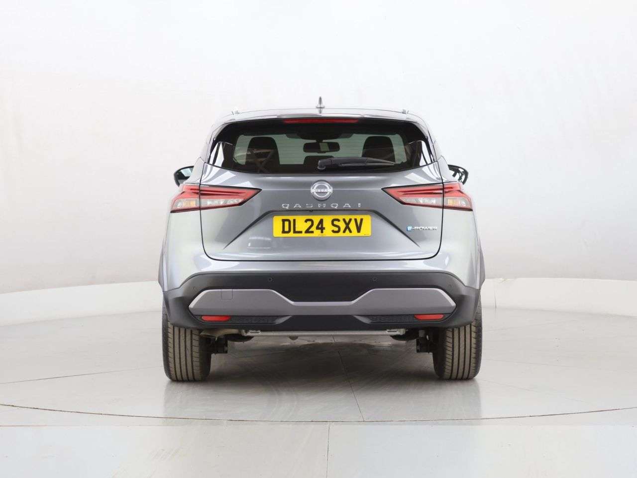 A 2024 NISSAN QASHQAI 1.5 h e-POWER N-Connecta SUV 5dr Petrol Hybrid Auto Euro 6 (s/s) (190 ps) A 2024 NISSAN QASHQAI 1.5 h e-POWER N-Connecta SUV 5dr Petrol Hybrid Auto Euro 6 (s/s) (190 ps)