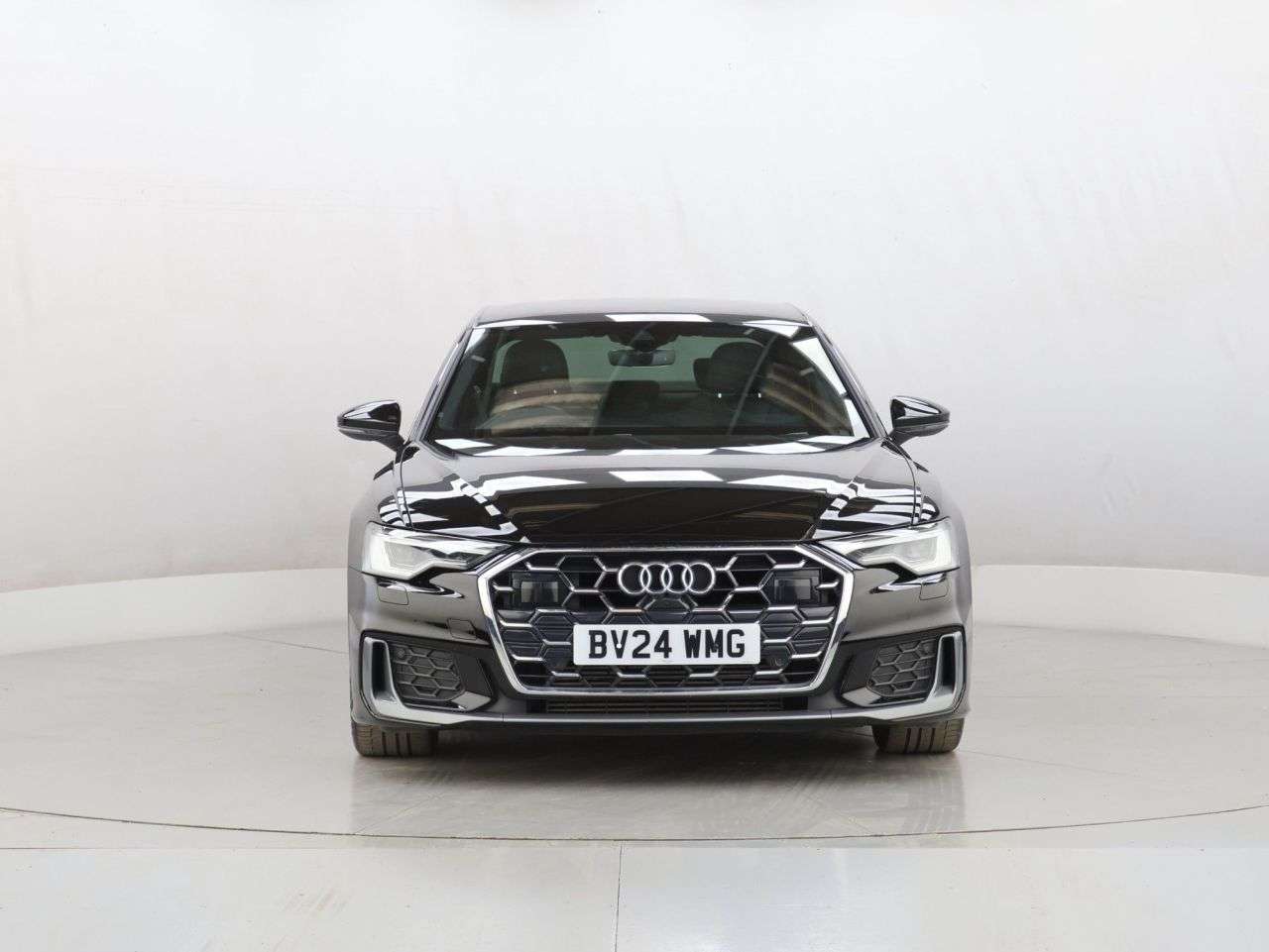 A 2024 AUDI A6 SALOON 2.0 TFSI 40 S line Saloon 4dr Petrol S Tronic Euro 6 (s/s) (204 ps) A 2024 AUDI A6 SALOON 2.0 TFSI 40 S line Saloon 4dr Petrol S Tronic Euro 6 (s/s) (204 ps)