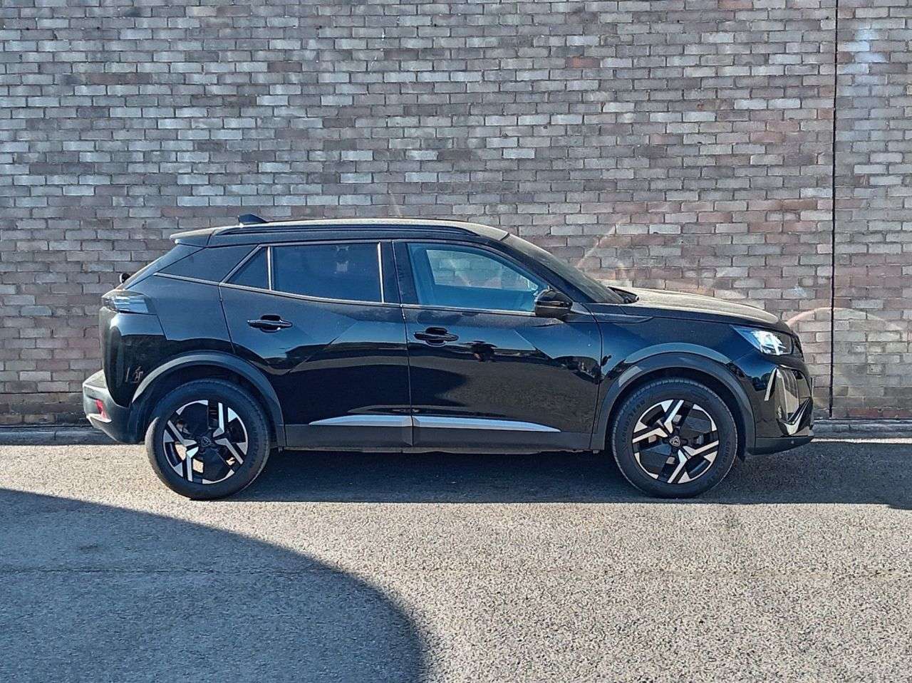 A 2024 PEUGEOT 2008 1.2 PureTech Allure SUV 5dr Petrol Manual Euro 6 (s/s) (130 ps) A 2024 PEUGEOT 2008 1.2 PureTech Allure SUV 5dr Petrol Manual Euro 6 (s/s) (130 ps)