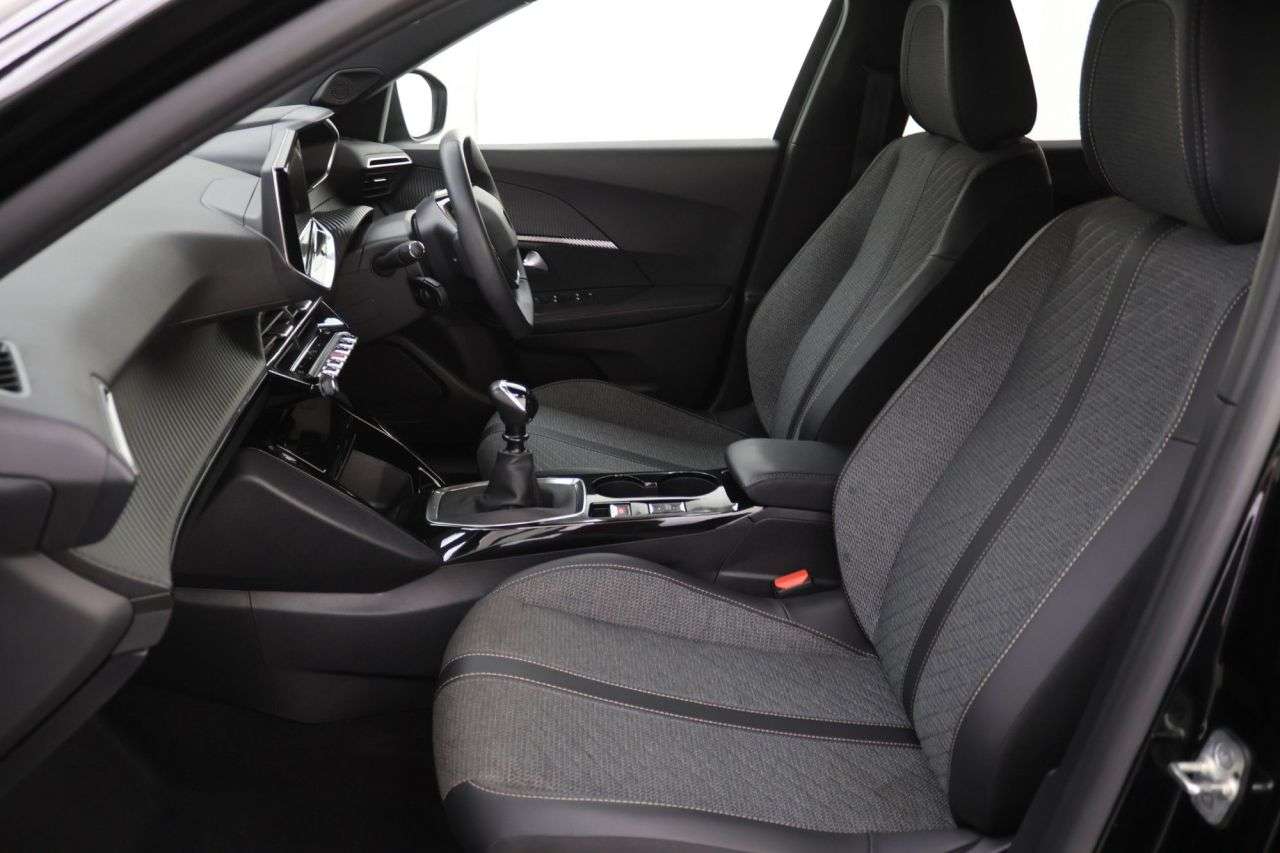 2024 PEUGEOT 2008 2024 PEUGEOT 2008