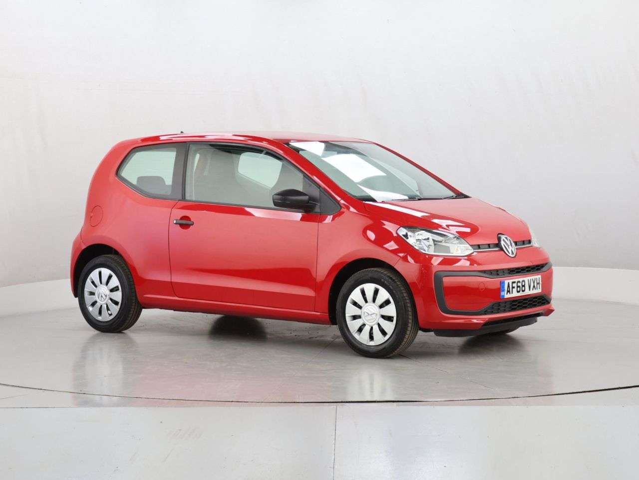 A 2018 VOLKSWAGEN UP! 1.0 Take up! Hatchback 3dr Petrol Manual Euro 6 (s/s) (60 ps) A 2018 VOLKSWAGEN UP! 1.0 Take up! Hatchback 3dr Petrol Manual Euro 6 (s/s) (60 ps)
