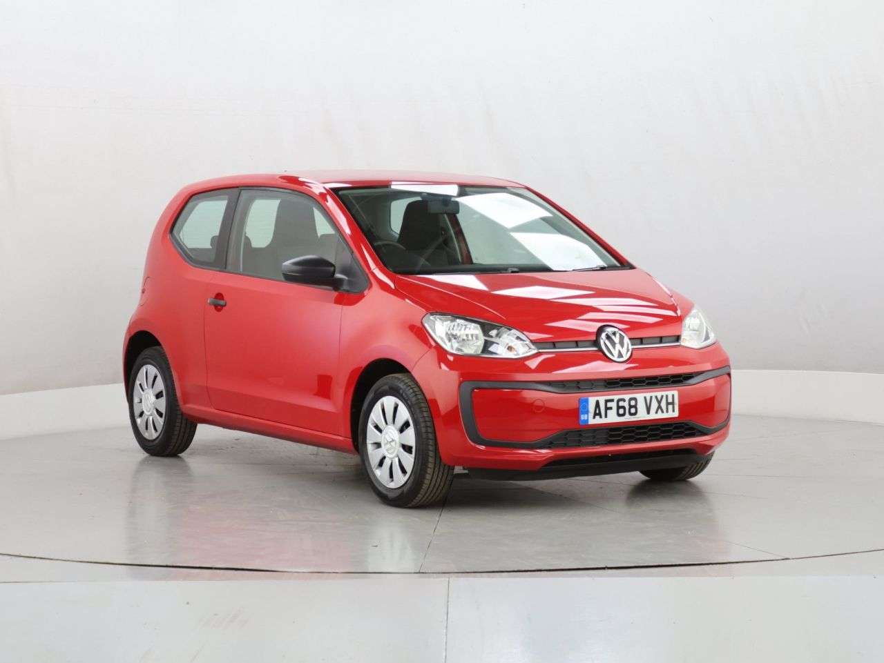 A 2018 VOLKSWAGEN UP! 1.0 Take up! Hatchback 3dr Petrol Manual Euro 6 (s/s) (60 ps) A 2018 VOLKSWAGEN UP! 1.0 Take up! Hatchback 3dr Petrol Manual Euro 6 (s/s) (60 ps)