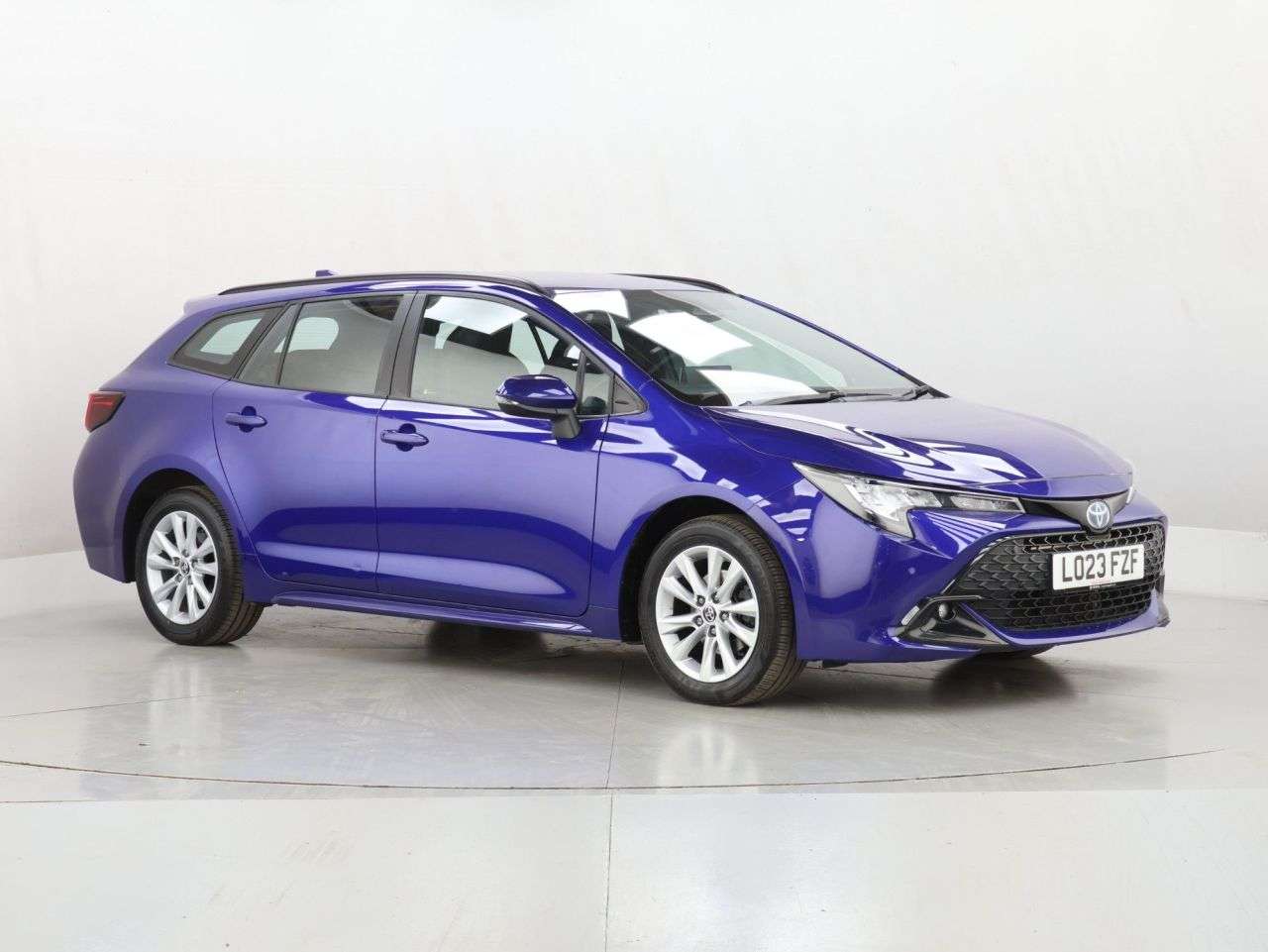 A 2023 TOYOTA COROLLA 1.8 VVT-h Icon Touring Sports 5dr Petrol Hybrid CVT Euro 6 (s/s) (140 ps) A 2023 TOYOTA COROLLA 1.8 VVT-h Icon Touring Sports 5dr Petrol Hybrid CVT Euro 6 (s/s) (140 ps)