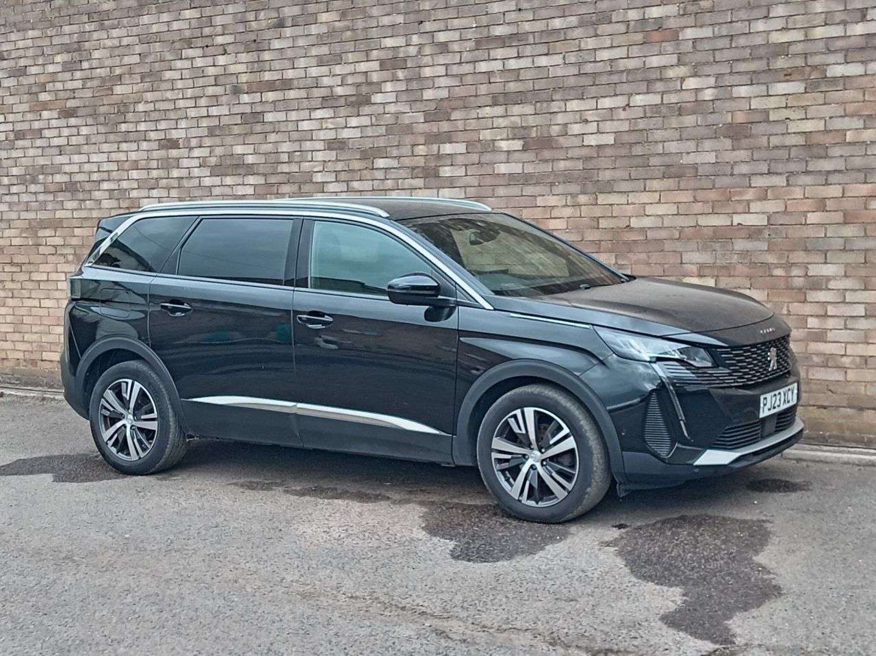 A 2023 PEUGEOT 5008 1.5 BlueHDi Allure Premium + SUV 5dr Diesel EAT Euro 6 (s/s) (130 ps) A 2023 PEUGEOT 5008 1.5 BlueHDi Allure Premium + SUV 5dr Diesel EAT Euro 6 (s/s) (130 ps)