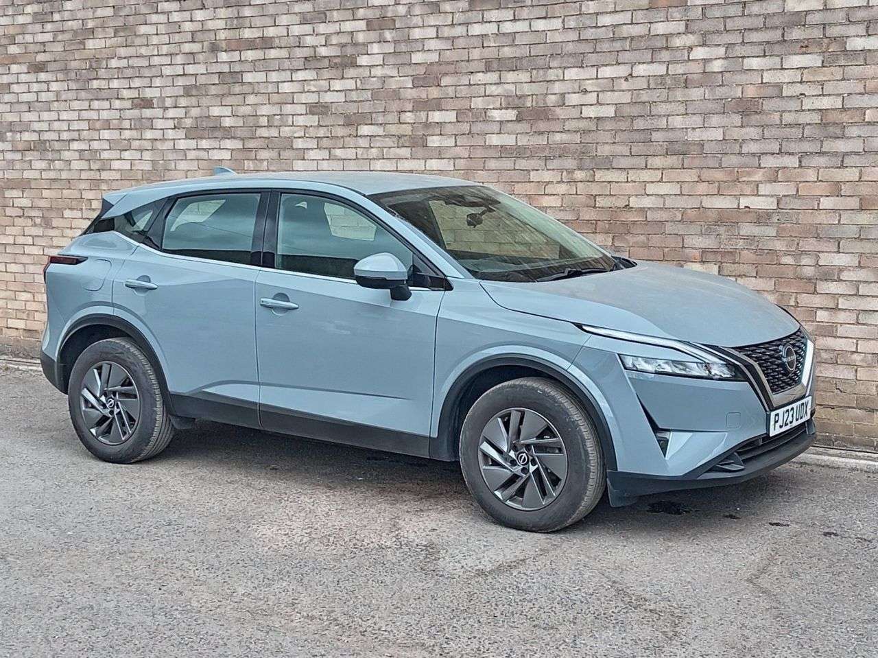 A 2023 NISSAN QASHQAI 1.3 DIG-T MHEV Acenta Premium SUV 5dr Petrol Hybrid Manual Euro 6 (s/s) (14 A 2023 NISSAN QASHQAI 1.3 DIG-T MHEV Acenta Premium SUV 5dr Petrol Hybrid Manual Euro 6 (s/s) (14