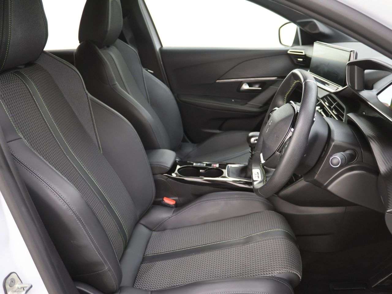 2023 PEUGEOT 208 2023 PEUGEOT 208