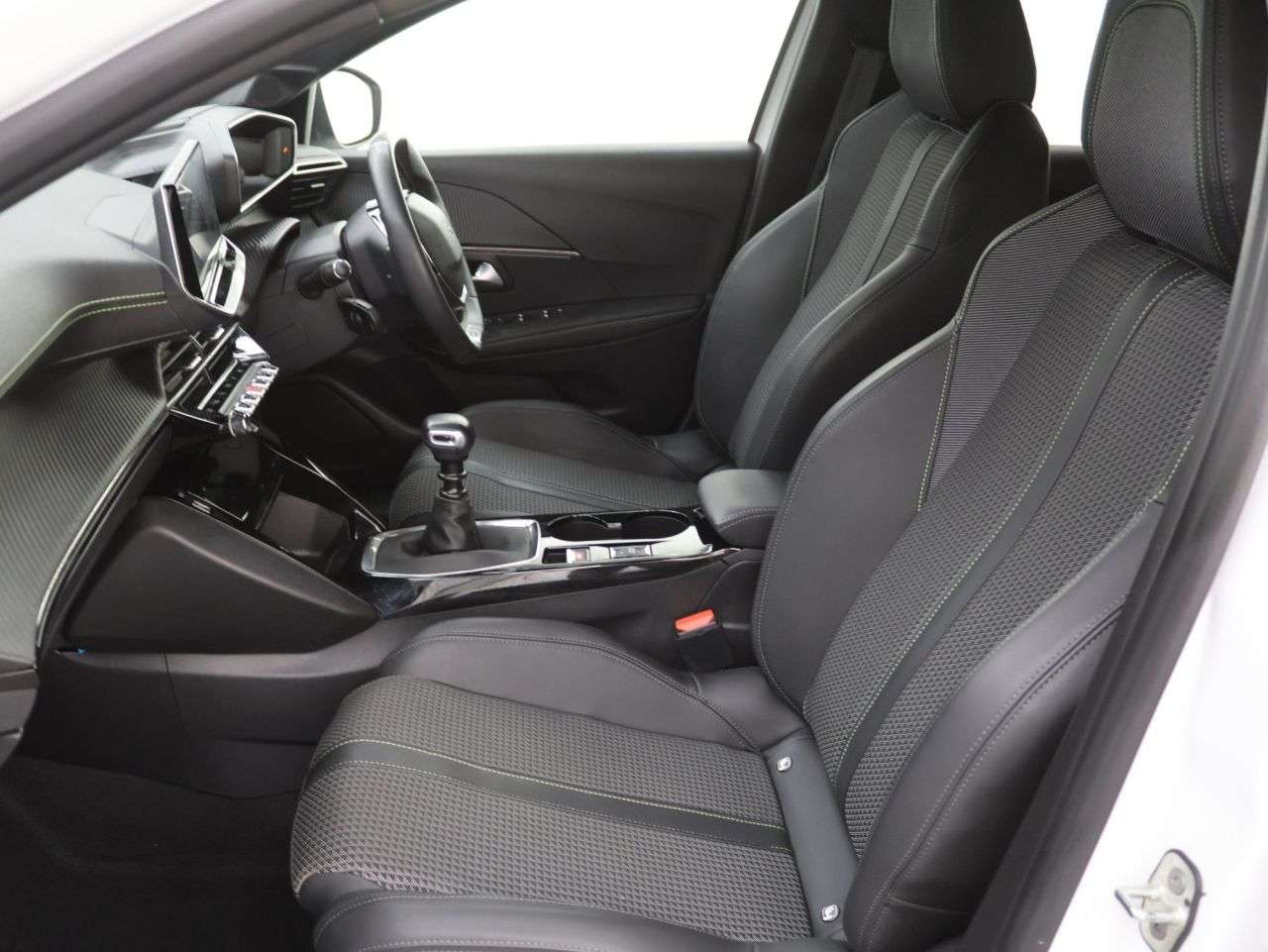 2023 PEUGEOT 208 2023 PEUGEOT 208