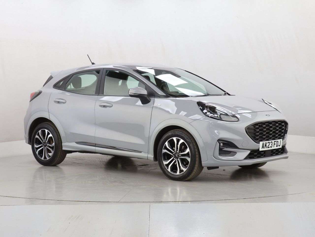 A 2023 FORD PUMA 1.0T EcoBoost MHEV ST-Line SUV 5dr Petrol Hybrid Manual Euro 6 (s/s) (125 p A 2023 FORD PUMA 1.0T EcoBoost MHEV ST-Line SUV 5dr Petrol Hybrid Manual Euro 6 (s/s) (125 p