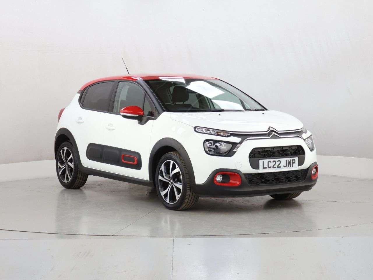 A 2022 CITROEN C3 1.2 PureTech Shine Plus Hatchback 5dr Petrol EAT6 Euro 6 (s/s) (110 ps) A 2022 CITROEN C3 1.2 PureTech Shine Plus Hatchback 5dr Petrol EAT6 Euro 6 (s/s) (110 ps)