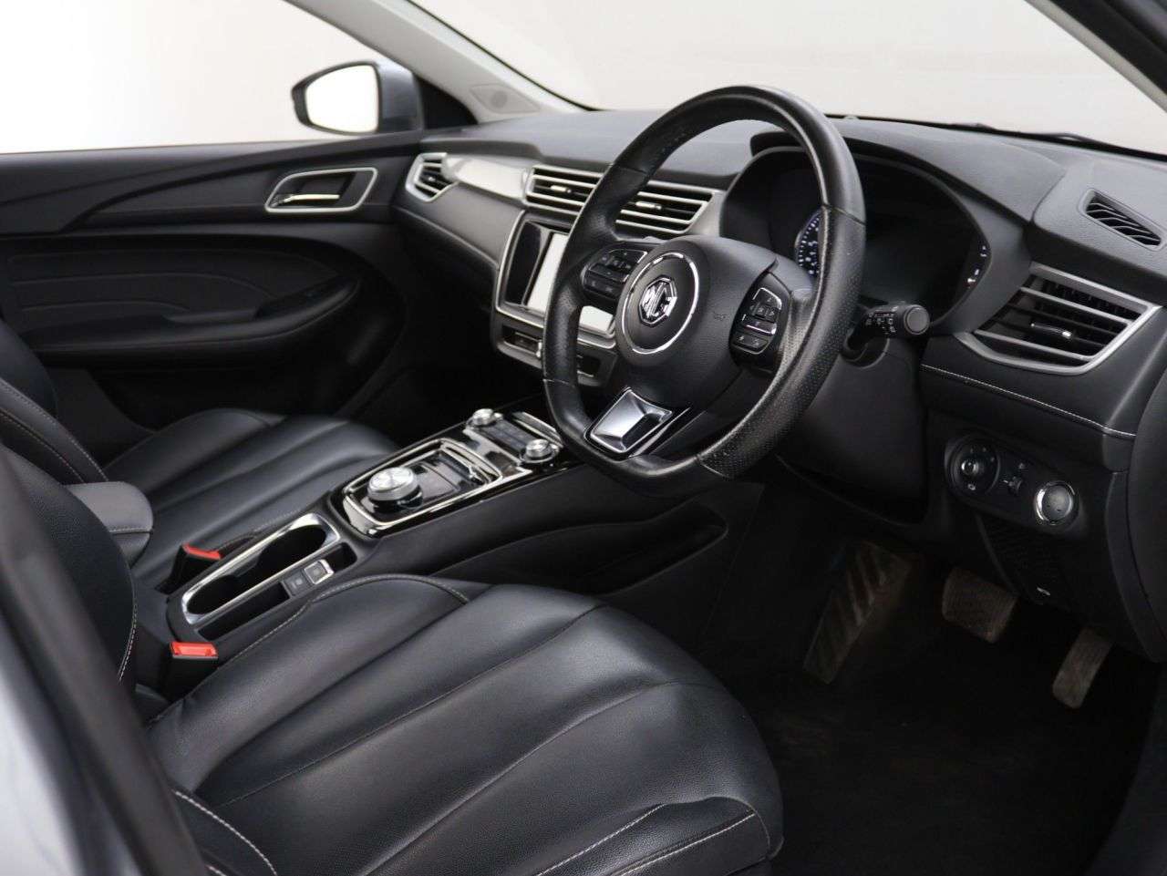 2022 MG MG 5 2022 MG MG 5