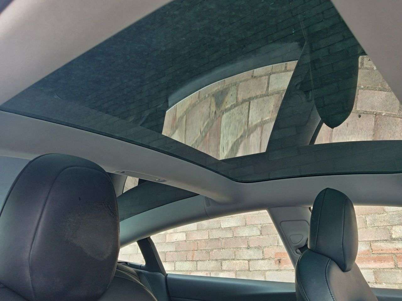 A 2020 TESLA MODEL 3 Standard Range Plus Saloon 4dr Electric Auto RWD (241 bhp) A 2020 TESLA MODEL 3 Standard Range Plus Saloon 4dr Electric Auto RWD (241 bhp)