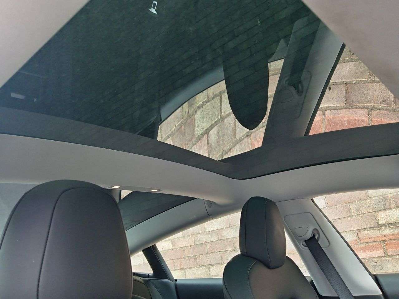 A 2021 TESLA MODEL 3 (Dual Motor) Long Range Saloon 4dr Electric Auto 4WDE (346 ps) A 2021 TESLA MODEL 3 (Dual Motor) Long Range Saloon 4dr Electric Auto 4WDE (346 ps)